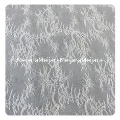 China Wedding Dress Chantilly Lace 150x300cm / pc , Ivory Floral Fabric Scalloped Edged supplier